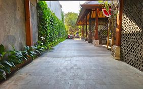 Yulia Village Inn Ubud